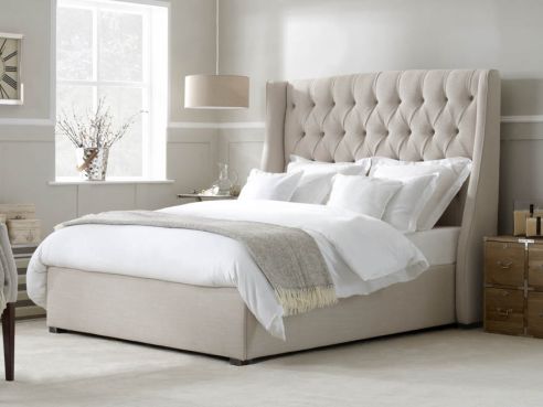 Austen Buttoned Emperor Bed