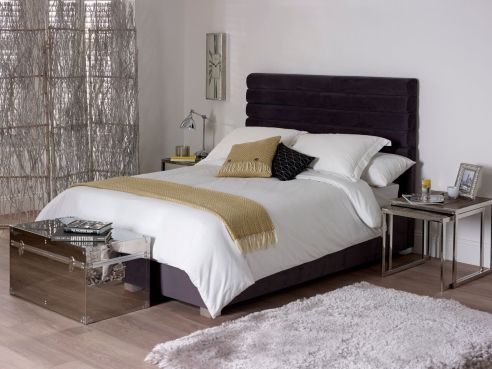BYRON VELVET SUPER KING BED